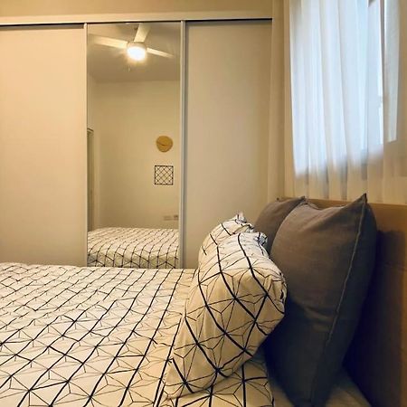Laura Compound- Authentic 1 Bedroom Charming & Specious Tel Aviv Exterior foto